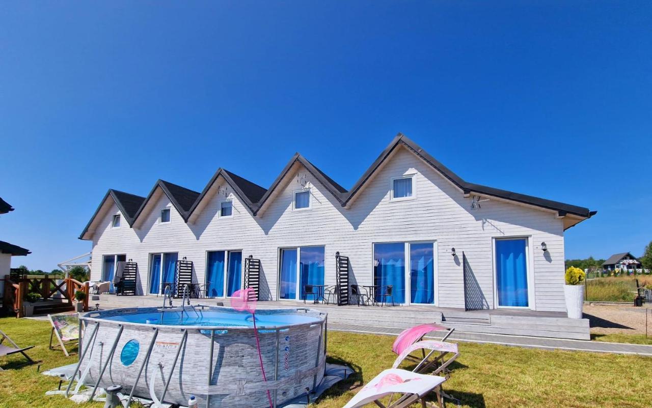 Diamenty Baltyku Domki Wakacyjne Balia Z Jacuzzi Mielenko Exterior photo