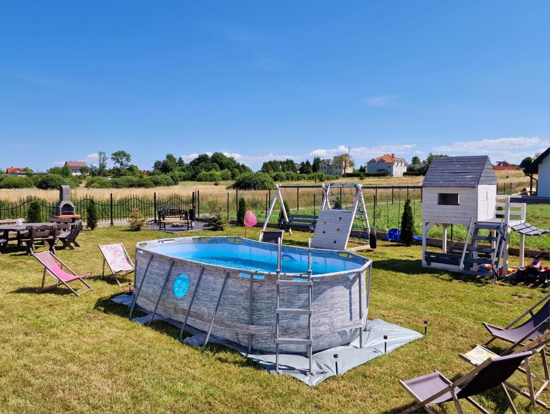 Diamenty Baltyku Domki Wakacyjne Balia Z Jacuzzi Mielenko Exterior photo